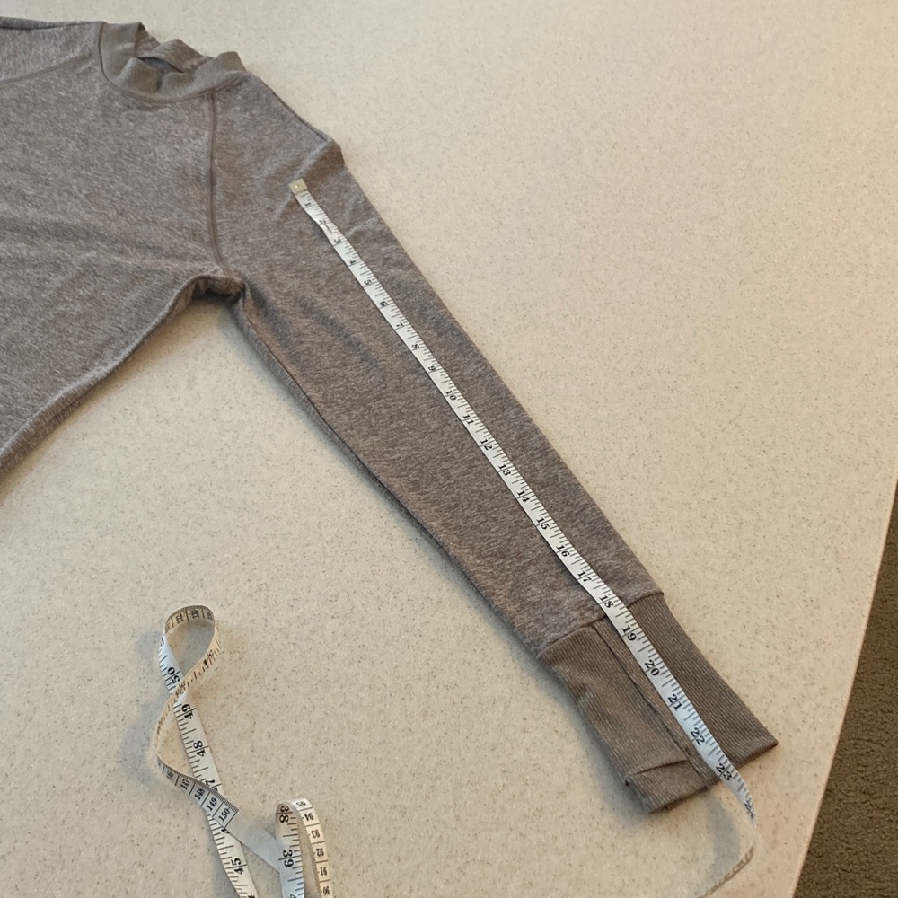 Athleta Brown Long Sleeve Shirt Activewear Women Size Medium - Picture 4 of 11